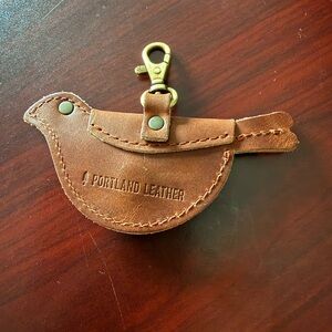 Portland Leather Tan Bird Leather Key Pouch with Brass Clasp